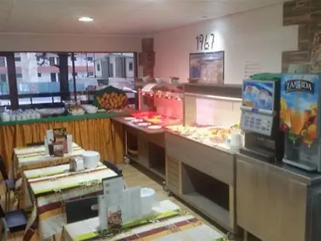 Arenas بلايا ديل إنغلز